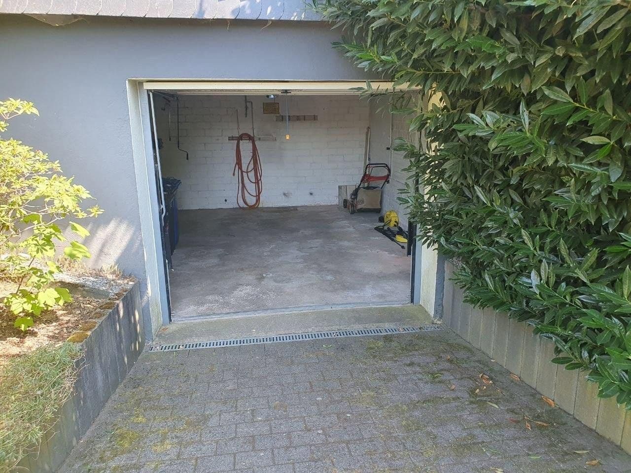 Prodej domu 118 m², pozemek 800 m², Wermelskirchen, Severní Porýní-Vestfálsko Prodej domu 118 m², pozemek 800 m², Wermelskirchen, Severní Porýní-Vestfálsko