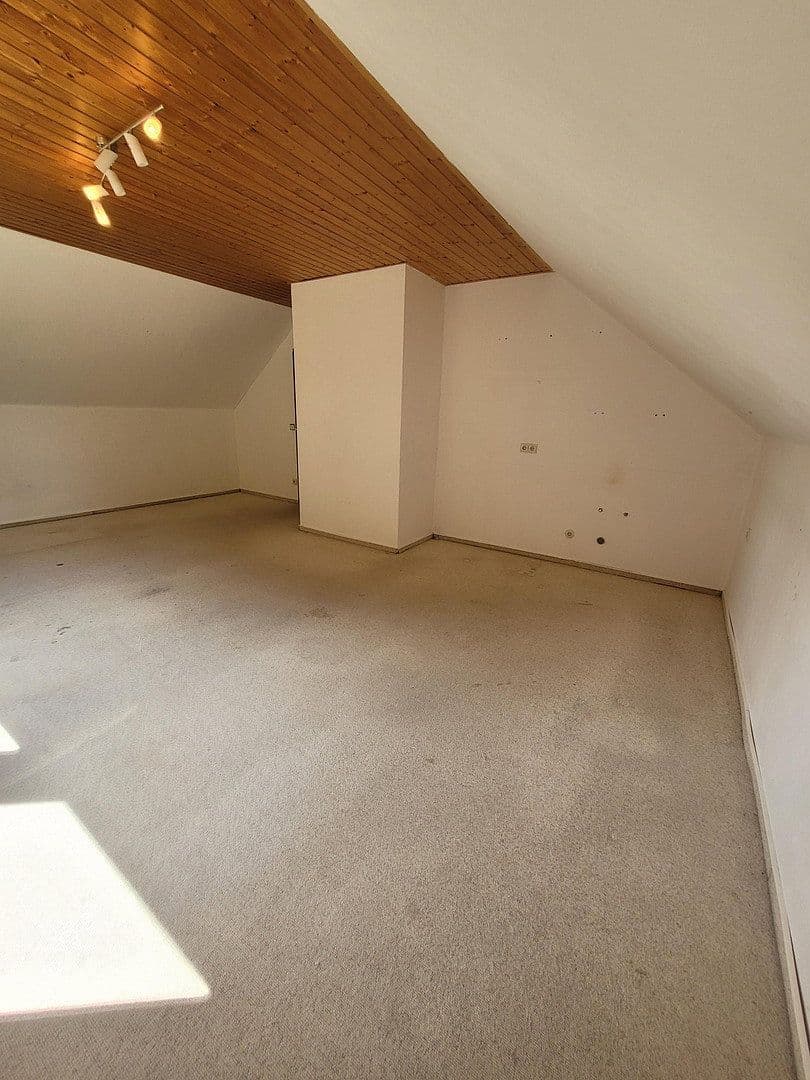 Prodej domu 118 m², pozemek 800 m², Wermelskirchen, Severní Porýní-Vestfálsko Prodej domu 118 m², pozemek 800 m², Wermelskirchen, Severní Porýní-Vestfálsko
