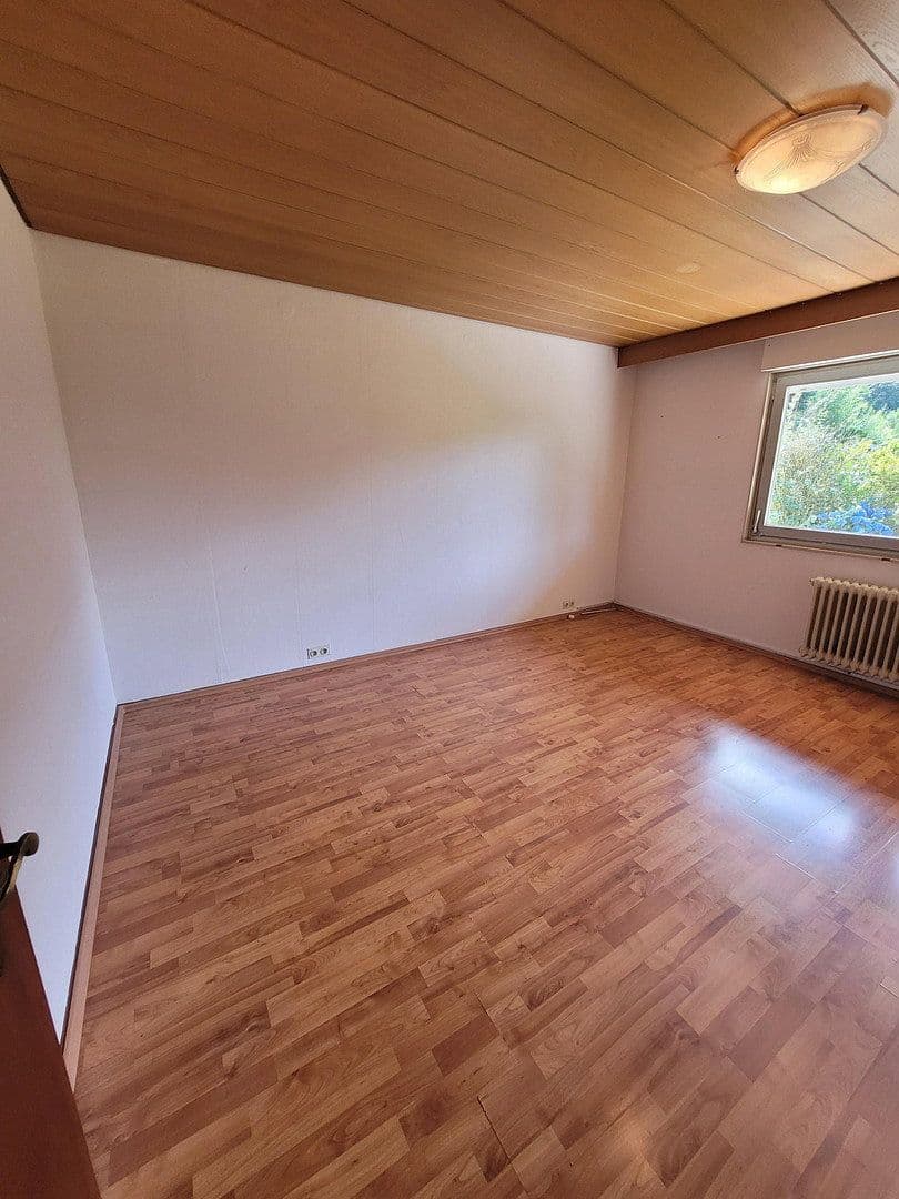 Prodej domu 118 m², pozemek 800 m², Wermelskirchen, Severní Porýní-Vestfálsko Prodej domu 118 m², pozemek 800 m², Wermelskirchen, Severní Porýní-Vestfálsko