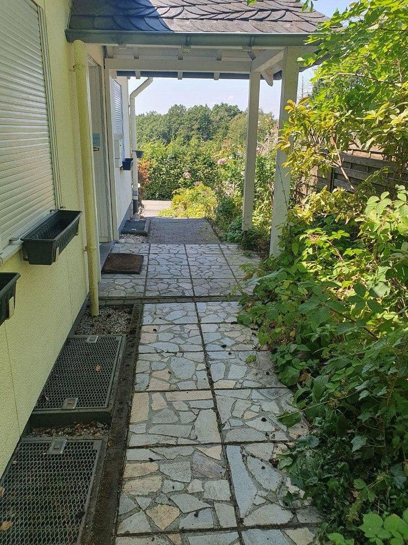 Prodej domu 118 m², pozemek 800 m², Wermelskirchen, Severní Porýní-Vestfálsko Prodej domu 118 m², pozemek 800 m², Wermelskirchen, Severní Porýní-Vestfálsko