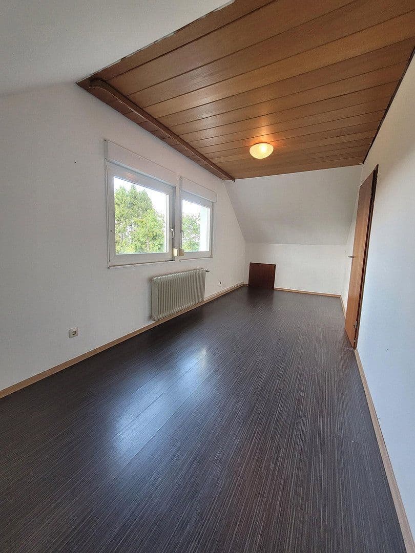 Prodej domu 118 m², pozemek 800 m², Wermelskirchen, Severní Porýní-Vestfálsko Prodej domu 118 m², pozemek 800 m², Wermelskirchen, Severní Porýní-Vestfálsko