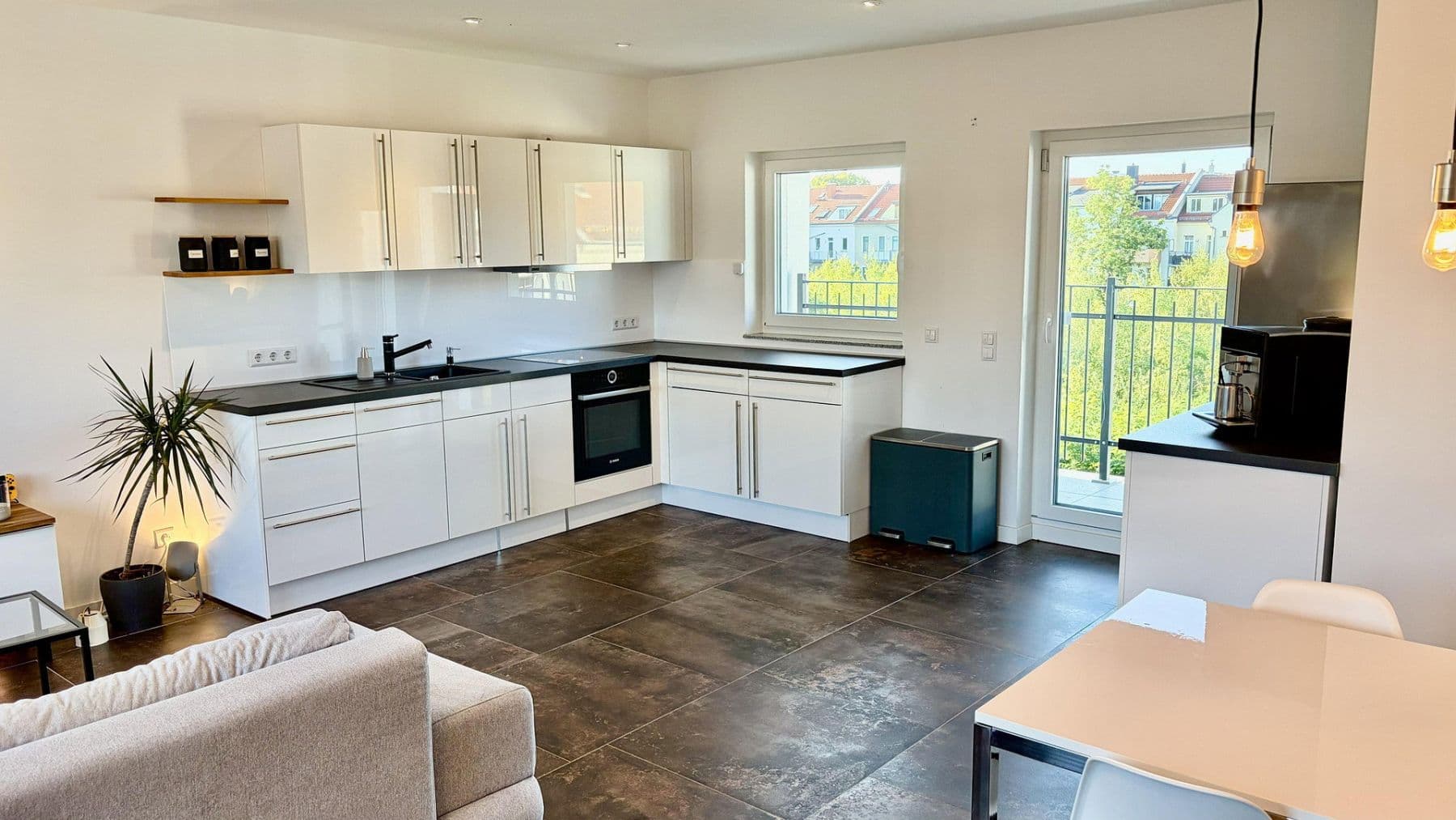 Prodej bytu 2+1 73 m², Wilhelminenstraße, Leipzig, Sasko Prodej bytu 2+1 73 m², Wilhelminenstraße, Leipzig, Sasko