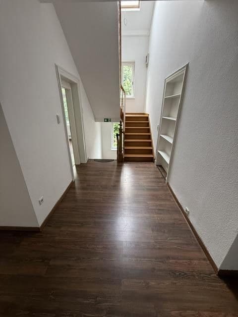 Pronájem kanceláře 154 m², Oberbenrader Str. 51, Nordrhein-Westfalen - Krefeld, Severní Porýní-Vestfálsko Pronájem kanceláře 154 m², Oberbenrader Str. 51, Nordrhein-Westfalen - Krefeld, Severní Porýní-Vestfálsko