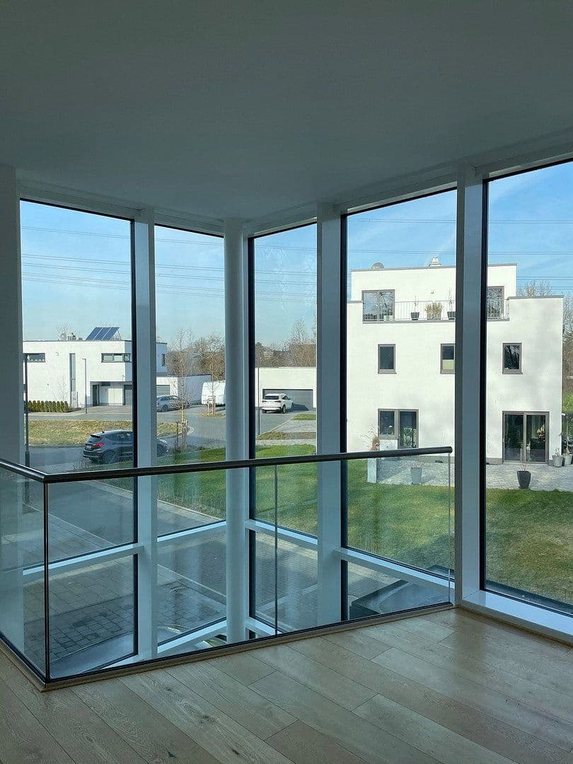 Pronájem bytu 3+1 183 m², Am Lohmühlensee 8, Duisburg, Severní Porýní-Vestfálsko Pronájem bytu 3+1 183 m², Am Lohmühlensee 8, Duisburg, Severní Porýní-Vestfálsko