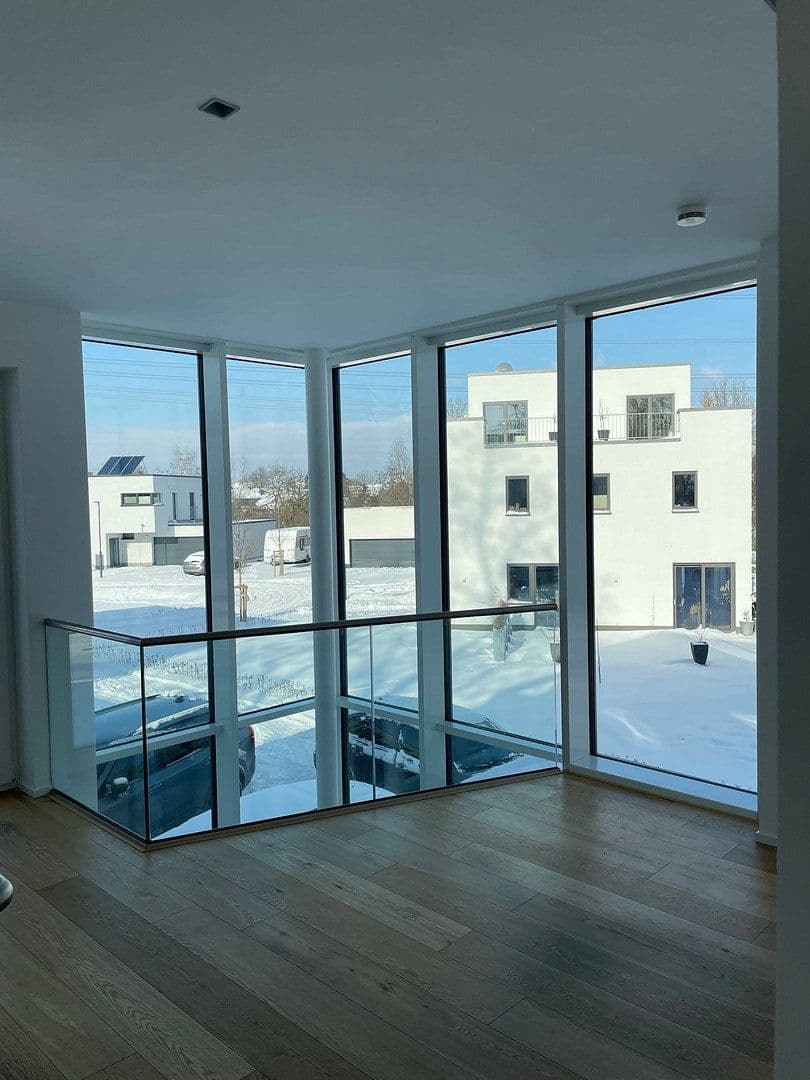 Pronájem bytu 3+1 183 m², Am Lohmühlensee 8, Duisburg, Severní Porýní-Vestfálsko Pronájem bytu 3+1 183 m², Am Lohmühlensee 8, Duisburg, Severní Porýní-Vestfálsko
