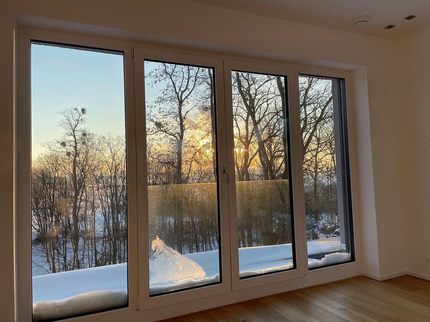 Pronájem bytu 3+1 183 m², Am Lohmühlensee 8, Duisburg, Severní Porýní-Vestfálsko Pronájem bytu 3+1 183 m², Am Lohmühlensee 8, Duisburg, Severní Porýní-Vestfálsko