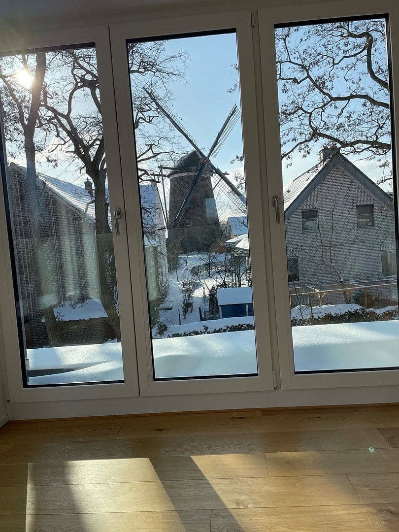 Pronájem bytu 3+1 183 m², Am Lohmühlensee 8, Duisburg, Severní Porýní-Vestfálsko Pronájem bytu 3+1 183 m², Am Lohmühlensee 8, Duisburg, Severní Porýní-Vestfálsko