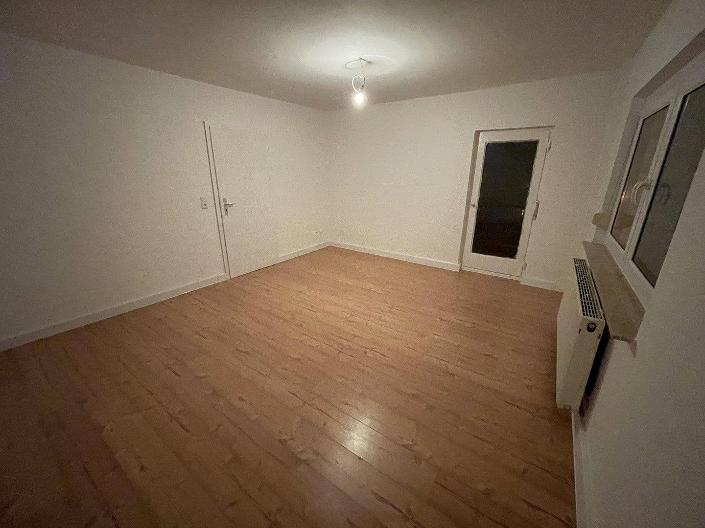 Prodej domu 125 m², pozemek 512 m², Lauda-Königshofen, Bádensko-Württembersko Prodej domu 125 m², pozemek 512 m², Lauda-Königshofen, Bádensko-Württembersko