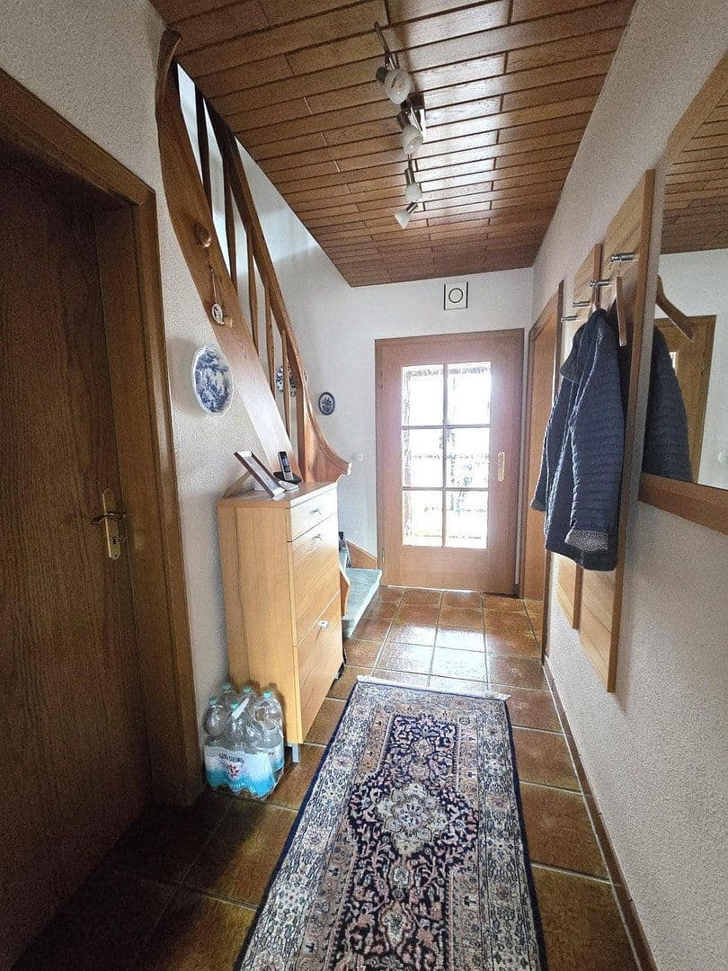 Prodej domu 171 m², pozemek 739 m², Neumarkt in der Oberpfalz, Bavorsko Prodej domu 171 m², pozemek 739 m², Neumarkt in der Oberpfalz, Bavorsko