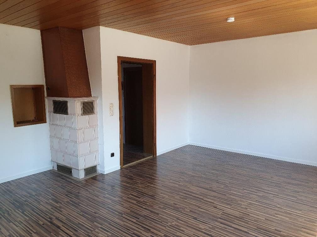 Prodej domu 171 m², pozemek 739 m², Neumarkt in der Oberpfalz, Bavorsko Prodej domu 171 m², pozemek 739 m², Neumarkt in der Oberpfalz, Bavorsko