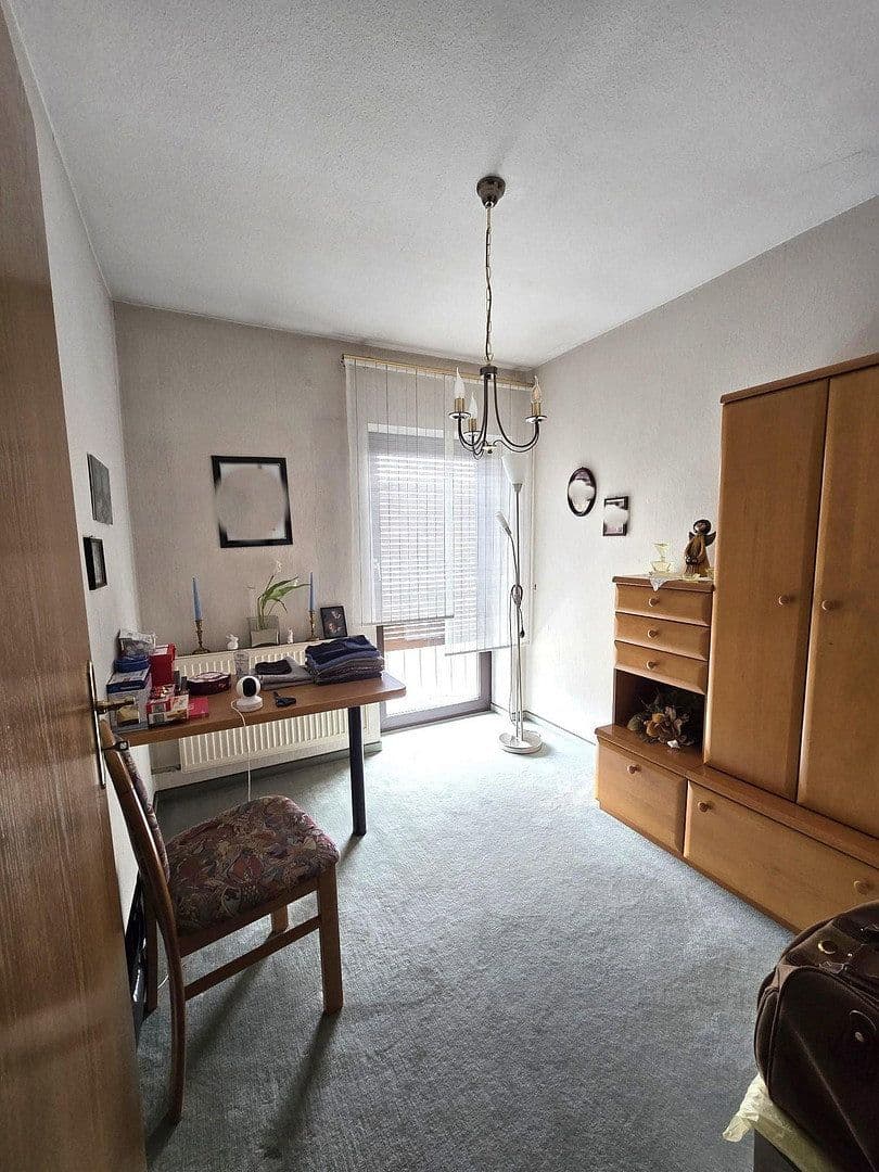 Prodej domu 171 m², pozemek 739 m², Neumarkt in der Oberpfalz, Bavorsko Prodej domu 171 m², pozemek 739 m², Neumarkt in der Oberpfalz, Bavorsko