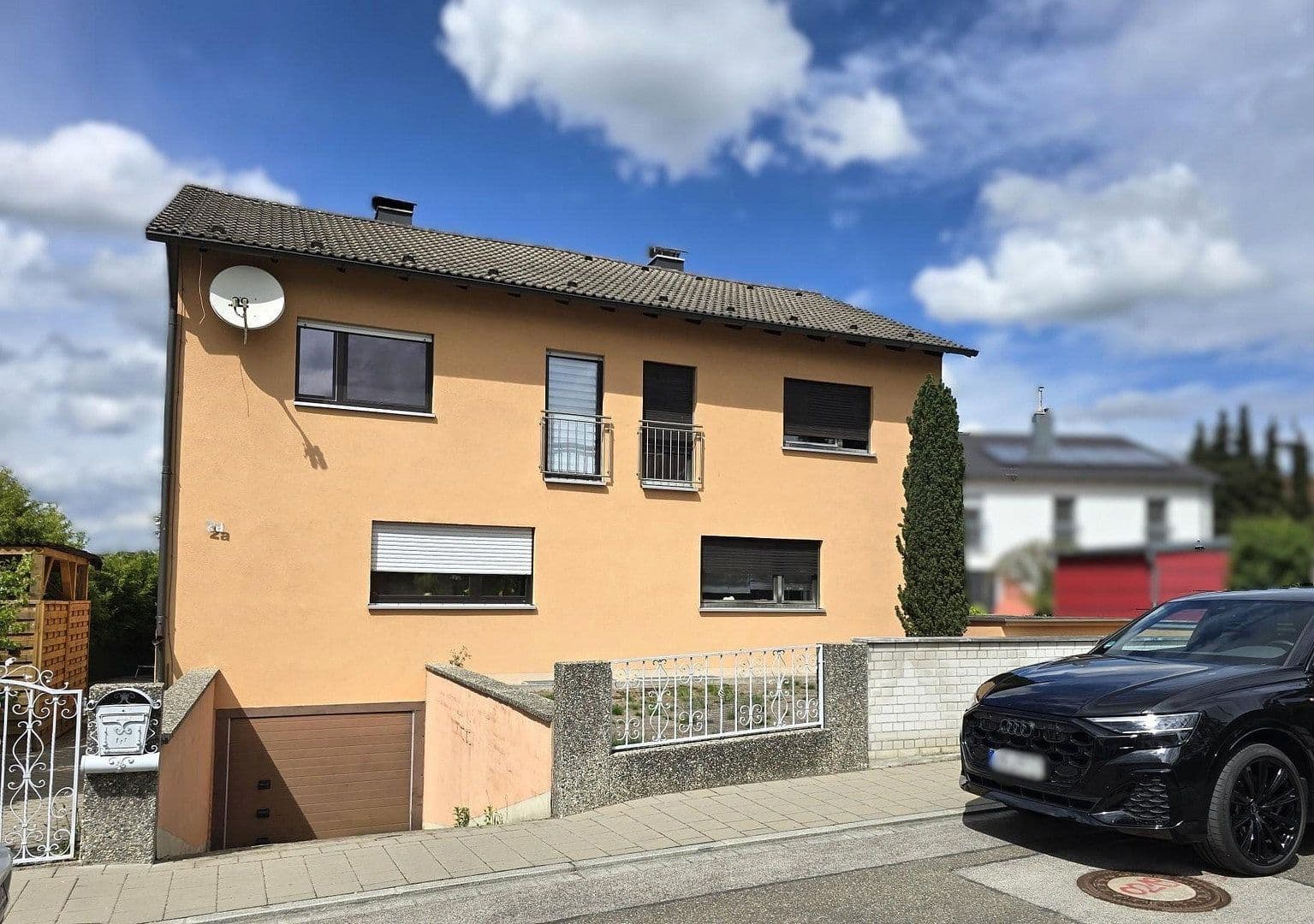 Prodej domu 171 m², pozemek 739 m², Neumarkt in der Oberpfalz, Bavorsko Prodej domu 171 m², pozemek 739 m², Neumarkt in der Oberpfalz, Bavorsko