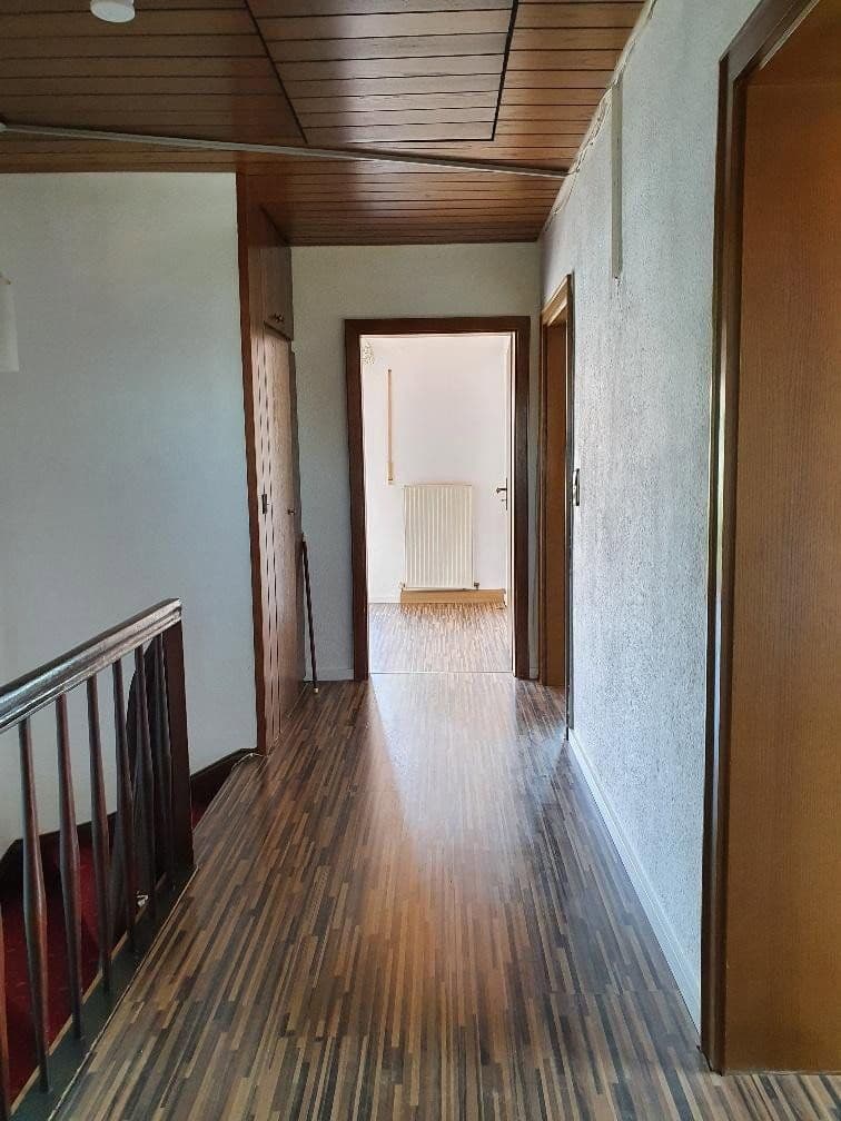 Prodej domu 171 m², pozemek 739 m², Neumarkt in der Oberpfalz, Bavorsko Prodej domu 171 m², pozemek 739 m², Neumarkt in der Oberpfalz, Bavorsko