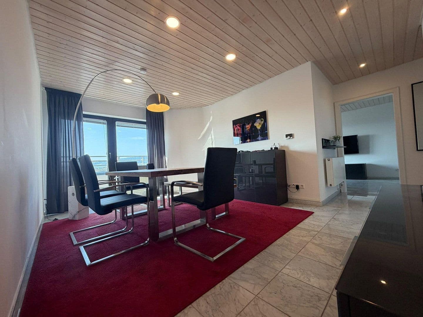 Pronájem bytu 3+1 89 m², Waiblingen, Bádensko-Württembersko Pronájem bytu 3+1 89 m², Waiblingen, Bádensko-Württembersko