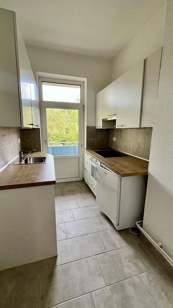 Prodej domu 537 m², pozemek 314 m², Kiel, Šlesvicko-Holštýnsko Prodej domu 537 m², pozemek 314 m², Kiel, Šlesvicko-Holštýnsko