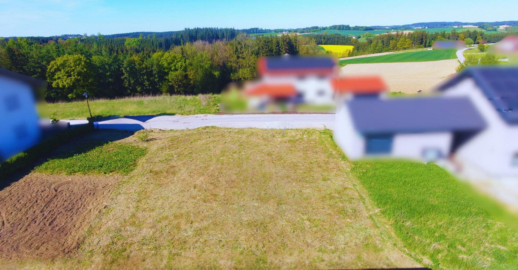Prodej pozemku 699 m², Niederbergkirchen, Bavorsko Prodej pozemku 699 m², Niederbergkirchen, Bavorsko