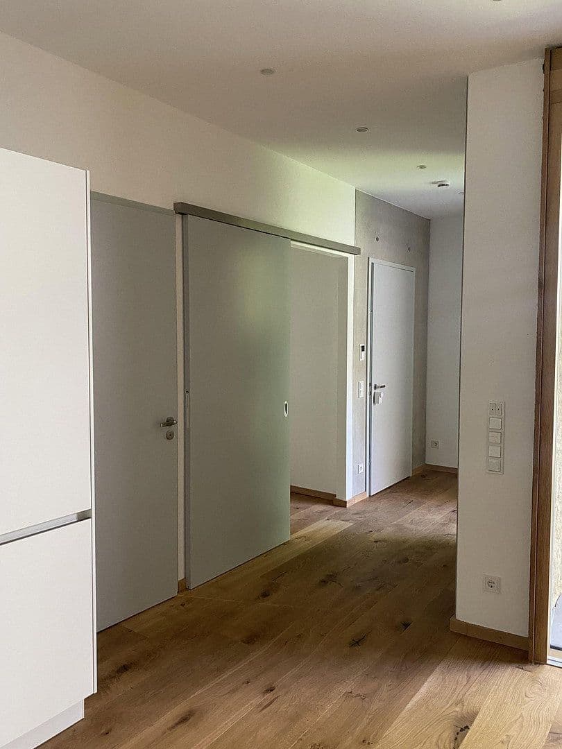 Pronájem bytu 2+1 51 m², Lerchenfeldstraße 28, München-Altstadt-Lehel, Bavorsko Pronájem bytu 2+1 51 m², Lerchenfeldstraße 28, München-Altstadt-Lehel, Bavorsko