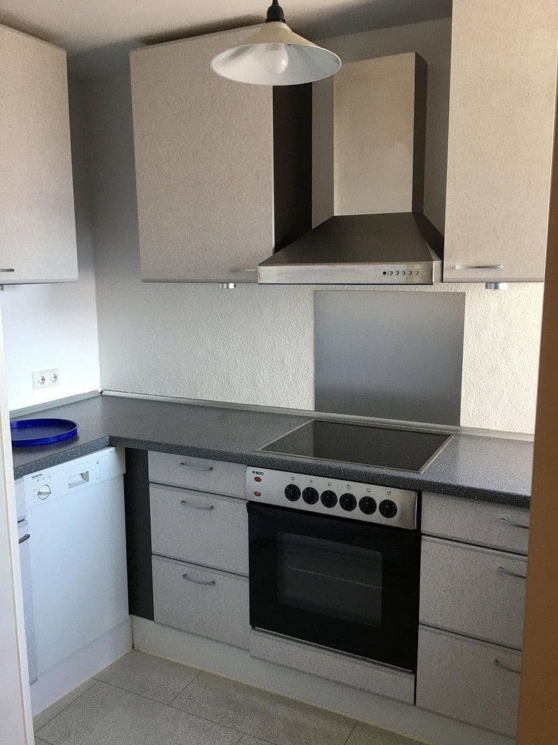 Pronájem bytu 3+1 73 m², Hessenlauweg 17, Stuttgart, Bádensko-Württembersko Pronájem bytu 3+1 73 m², Hessenlauweg 17, Stuttgart, Bádensko-Württembersko
