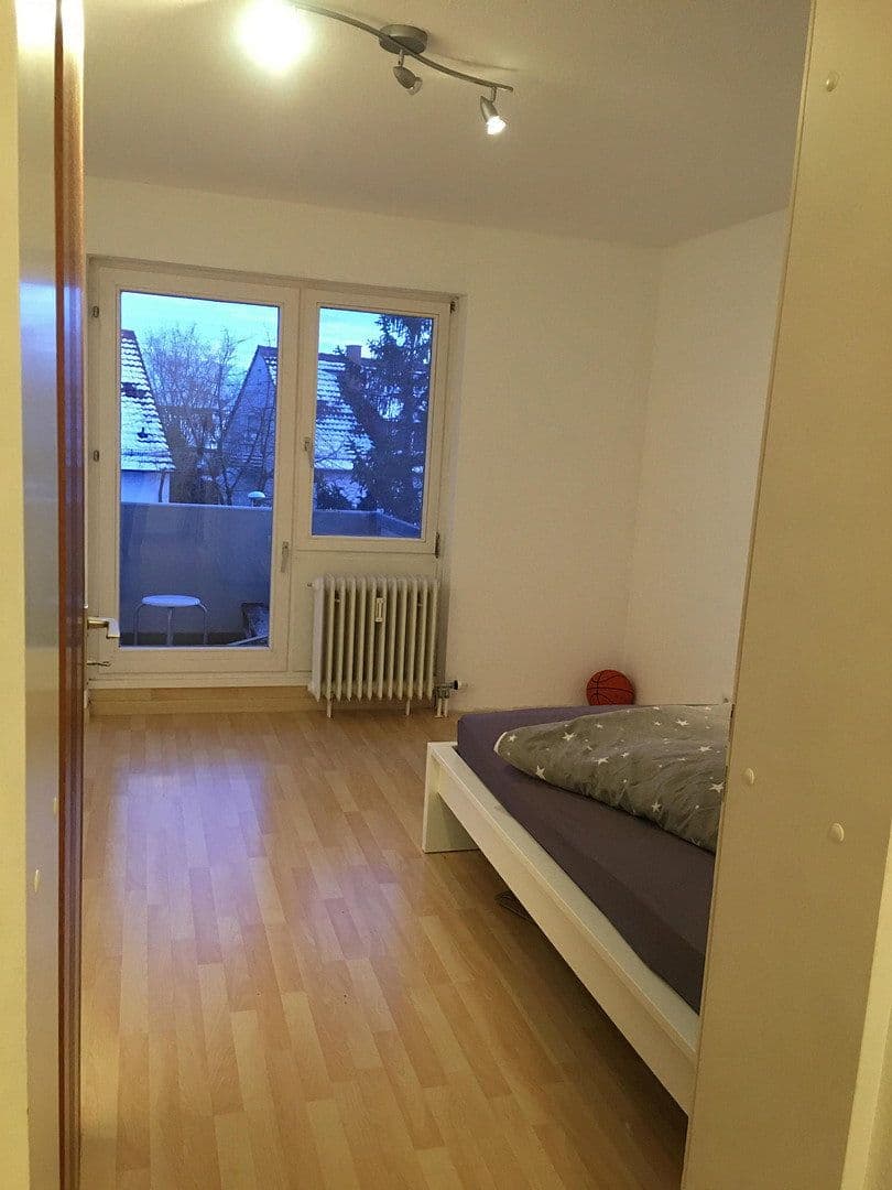 Pronájem bytu 3+1 73 m², Hessenlauweg 17, Stuttgart, Bádensko-Württembersko Pronájem bytu 3+1 73 m², Hessenlauweg 17, Stuttgart, Bádensko-Württembersko
