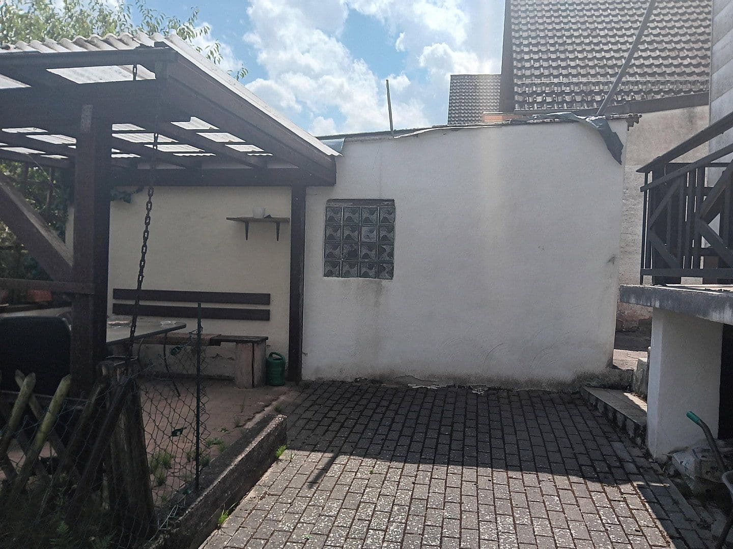 Prodej domu 170 m², pozemek 550 m², Jugendheimstrasse 24, Bann, Porýní-Falc Prodej domu 170 m², pozemek 550 m², Jugendheimstrasse 24, Bann, Porýní-Falc