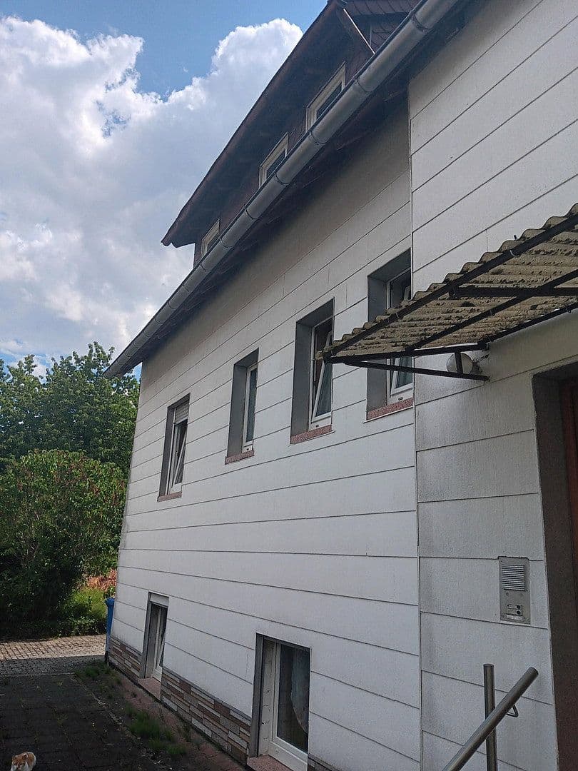 Prodej domu 170 m², pozemek 550 m², Jugendheimstrasse 24, Bann, Porýní-Falc Prodej domu 170 m², pozemek 550 m², Jugendheimstrasse 24, Bann, Porýní-Falc