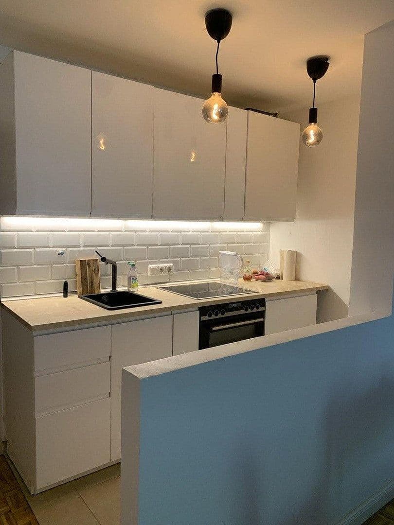 Pronájem bytu 1+1 35 m², Belgradstr. 76, München, Bavorsko Pronájem bytu 1+1 35 m², Belgradstr. 76, München, Bavorsko