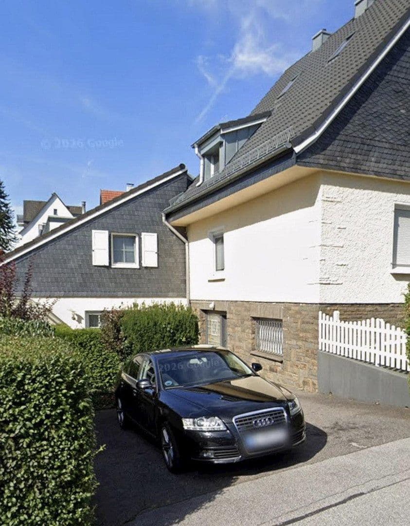 Prodej domu 307 m², pozemek 738 m², Wermelskirchen, Severní Porýní-Vestfálsko Prodej domu 307 m², pozemek 738 m², Wermelskirchen, Severní Porýní-Vestfálsko