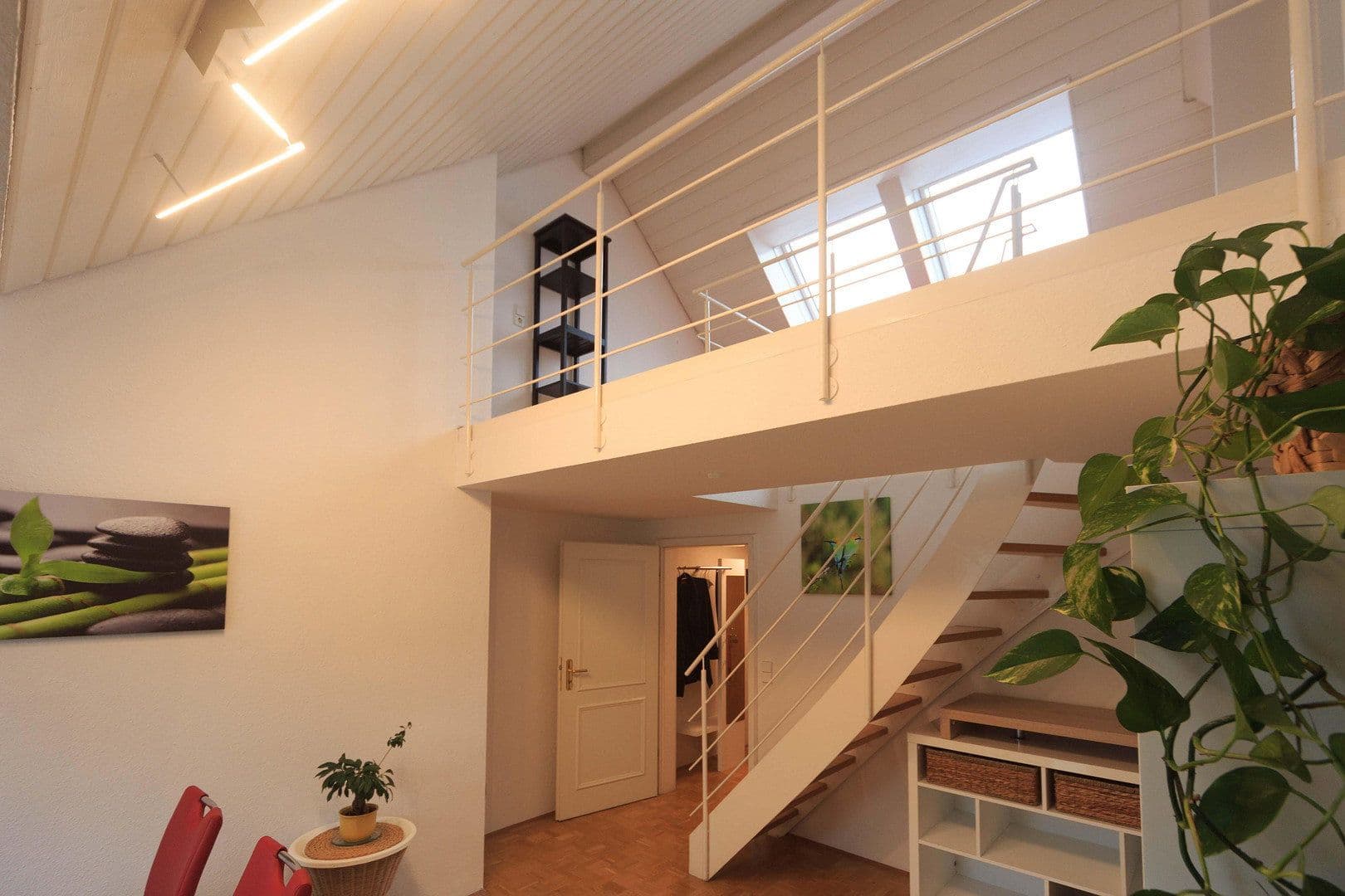 Pronájem bytu 3+kk 87 m², Öhringer Straße 21, Stuttgart, Bádensko-Württembersko Pronájem bytu 3+kk 87 m², Öhringer Straße 21, Stuttgart, Bádensko-Württembersko