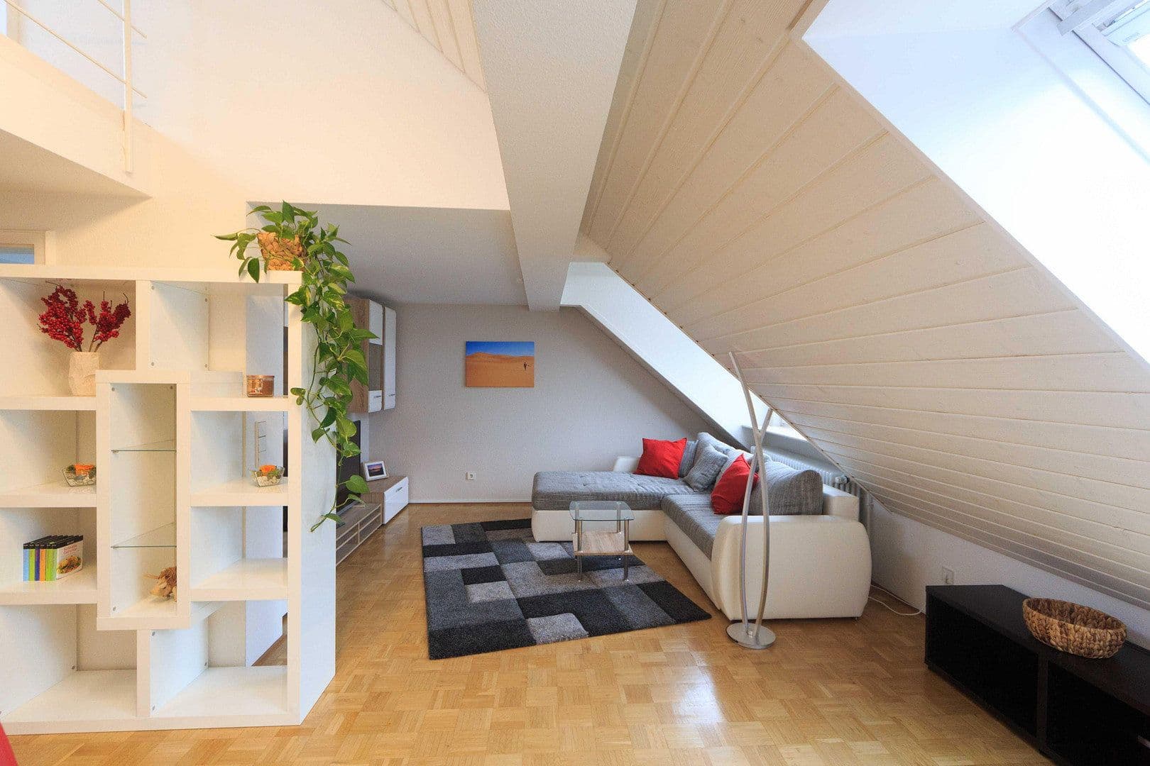 Pronájem bytu 3+kk 87 m², Öhringer Straße 21, Stuttgart, Bádensko-Württembersko Pronájem bytu 3+kk 87 m², Öhringer Straße 21, Stuttgart, Bádensko-Württembersko