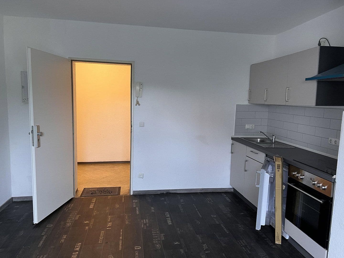 Pronájem bytu 1+1 20 m², Grasweg 1, Springe, Dolní Sasko Pronájem bytu 1+1 20 m², Grasweg 1, Springe, Dolní Sasko
