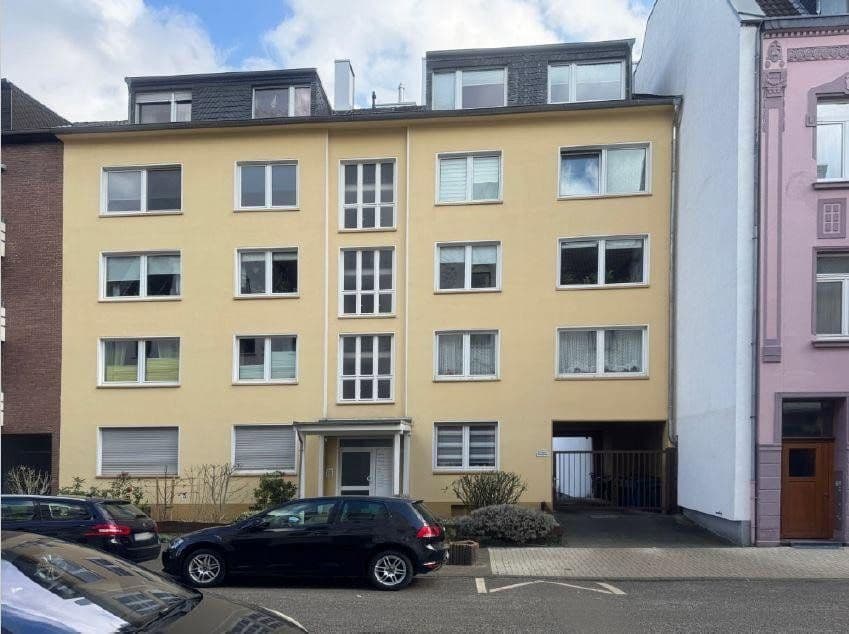 Pronájem bytu 3+1 75 m², Krefeld, Severní Porýní-Vestfálsko Pronájem bytu 3+1 75 m², Krefeld, Severní Porýní-Vestfálsko