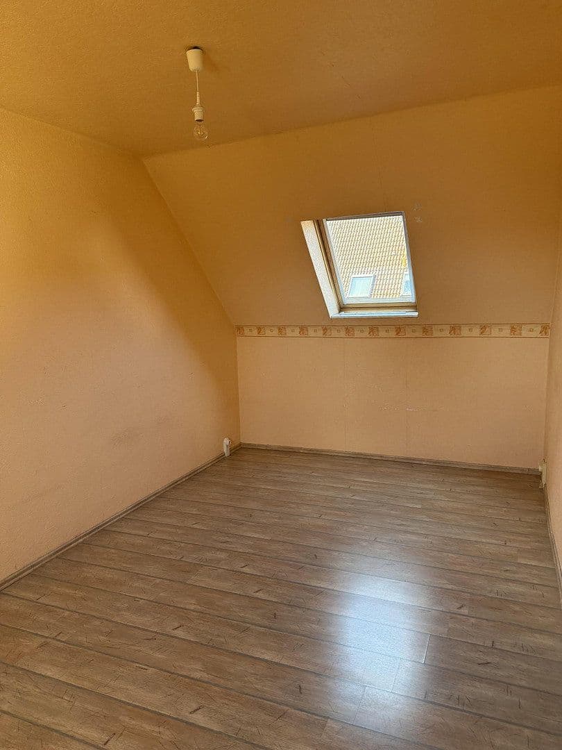 Prodej domu 161 m², pozemek 341 m², Weidenweg 12, Eisenhüttenstadt, Braniborsko Prodej domu 161 m², pozemek 341 m², Weidenweg 12, Eisenhüttenstadt, Braniborsko