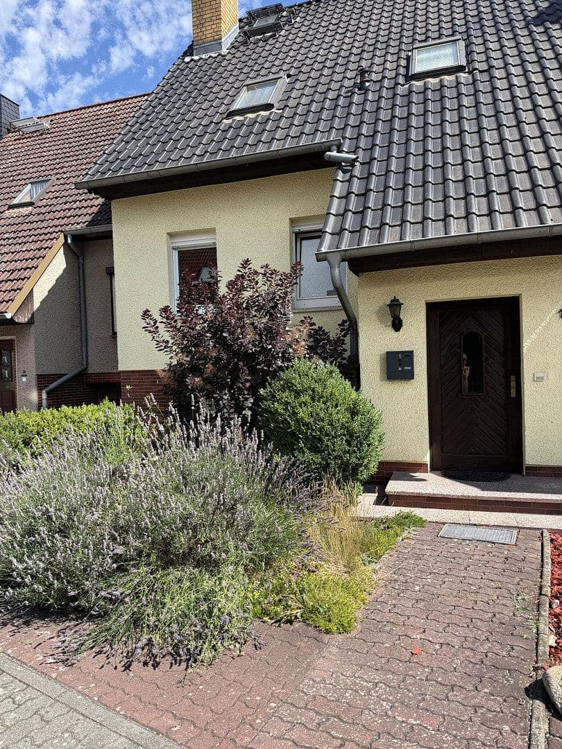 Prodej domu 161 m², pozemek 341 m², Weidenweg 12, Eisenhüttenstadt, Braniborsko Prodej domu 161 m², pozemek 341 m², Weidenweg 12, Eisenhüttenstadt, Braniborsko