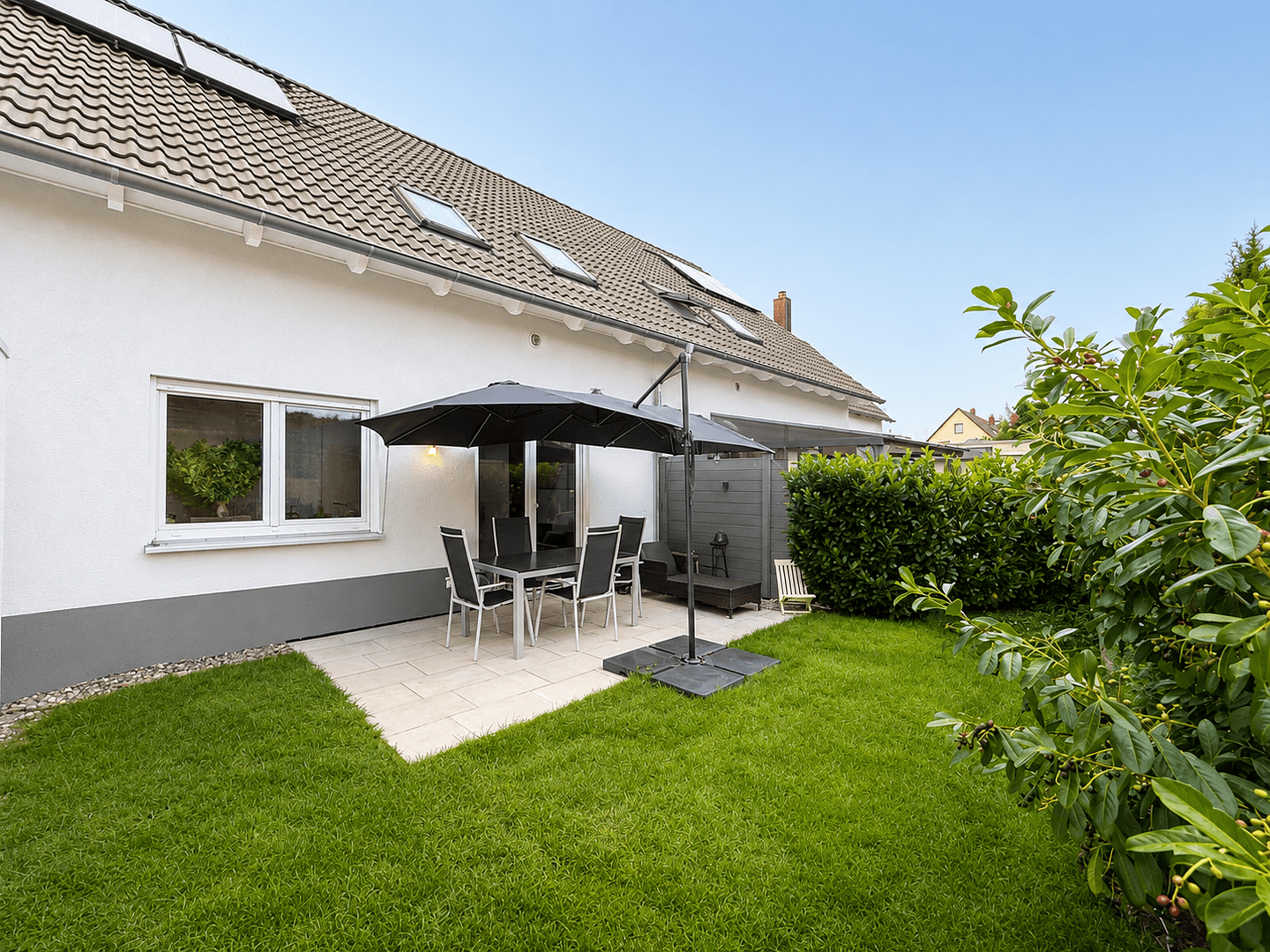 Prodej domu 106 m², pozemek 193 m², Hirsackerstrasse 5/2, Gottmadingen, Bádensko-Württembersko Prodej domu 106 m², pozemek 193 m², Hirsackerstrasse 5/2, Gottmadingen, Bádensko-Württembersko
