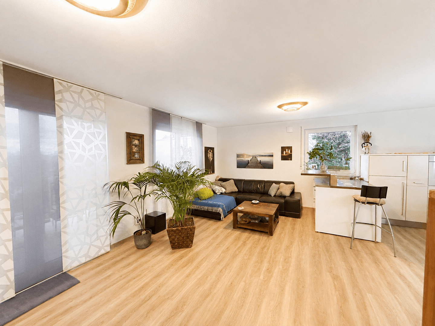 Prodej domu 106 m², pozemek 193 m², Hirsackerstrasse 5/2, Gottmadingen, Bádensko-Württembersko Prodej domu 106 m², pozemek 193 m², Hirsackerstrasse 5/2, Gottmadingen, Bádensko-Württembersko