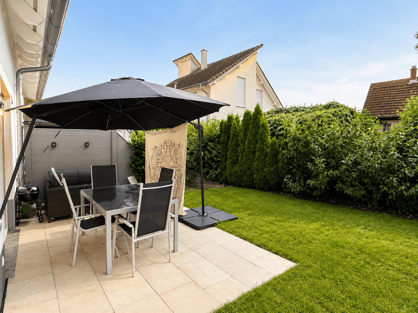Prodej domu 106 m², pozemek 193 m², Hirsackerstrasse 5/2, Gottmadingen, Bádensko-Württembersko Prodej domu 106 m², pozemek 193 m², Hirsackerstrasse 5/2, Gottmadingen, Bádensko-Württembersko
