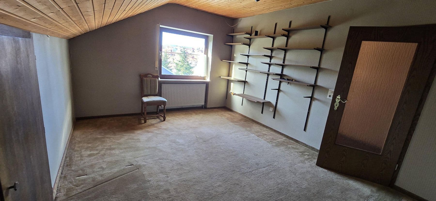 Prodej domu 258 m², pozemek 900 m², Kulmbach, Bavorsko Prodej domu 258 m², pozemek 900 m², Kulmbach, Bavorsko