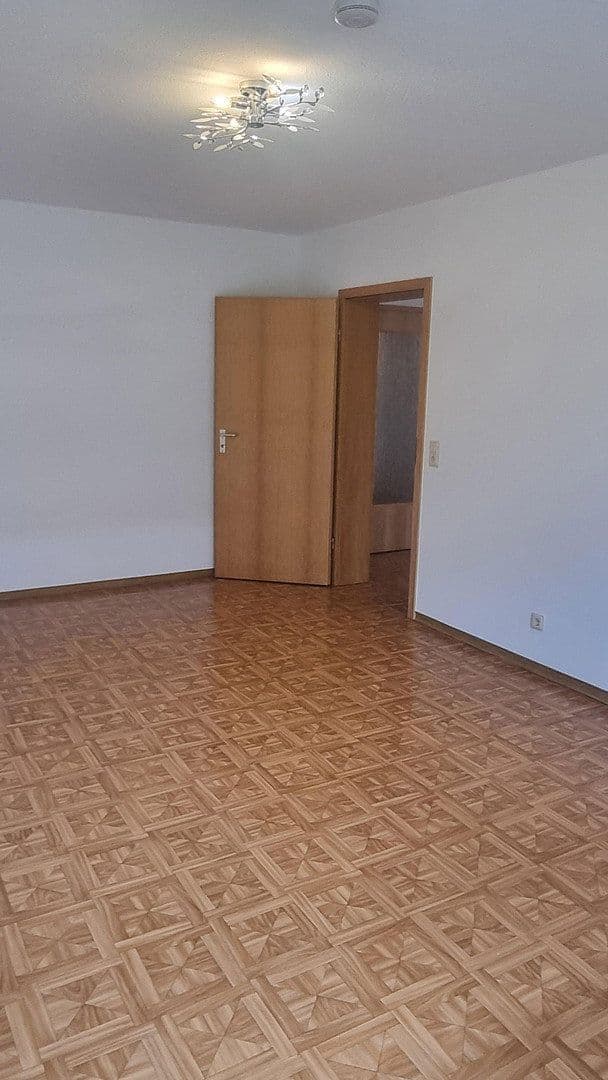 Prodej bytu 3+1 83 m², Rudolf-Clausius-Str 46, Würzburg, Bavorsko Prodej bytu 3+1 83 m², Rudolf-Clausius-Str 46, Würzburg, Bavorsko