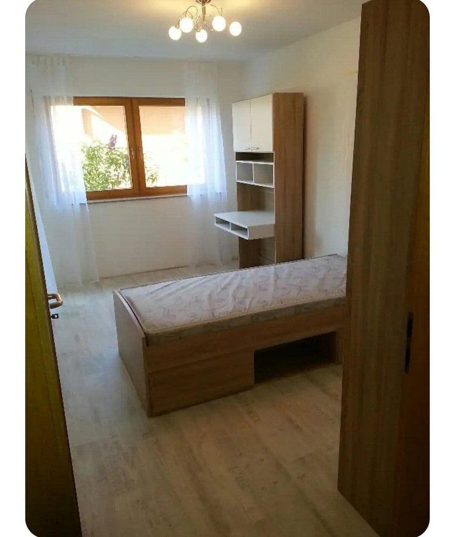 Prodej bytu 3+1 83 m², Rudolf-Clausius-Str 46, Würzburg, Bavorsko Prodej bytu 3+1 83 m², Rudolf-Clausius-Str 46, Würzburg, Bavorsko