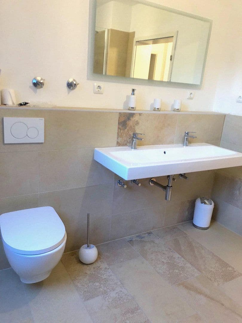 Prodej domu 224 m², pozemek 608 m², Ulmerstrasse 68, Augsburg, Bavorsko Prodej domu 224 m², pozemek 608 m², Ulmerstrasse 68, Augsburg, Bavorsko