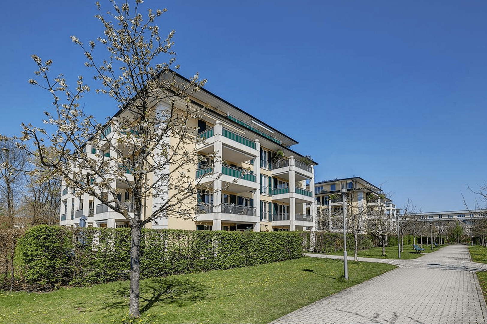 Pronájem bytu 2+1 62 m², Am Kapuzinerhölzl 37a, München, Bavorsko Pronájem bytu 2+1 62 m², Am Kapuzinerhölzl 37a, München, Bavorsko