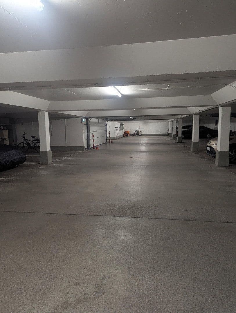 Prodej bytu 4+1 100 m², Haar, Bavorsko Prodej bytu 4+1 100 m², Haar, Bavorsko