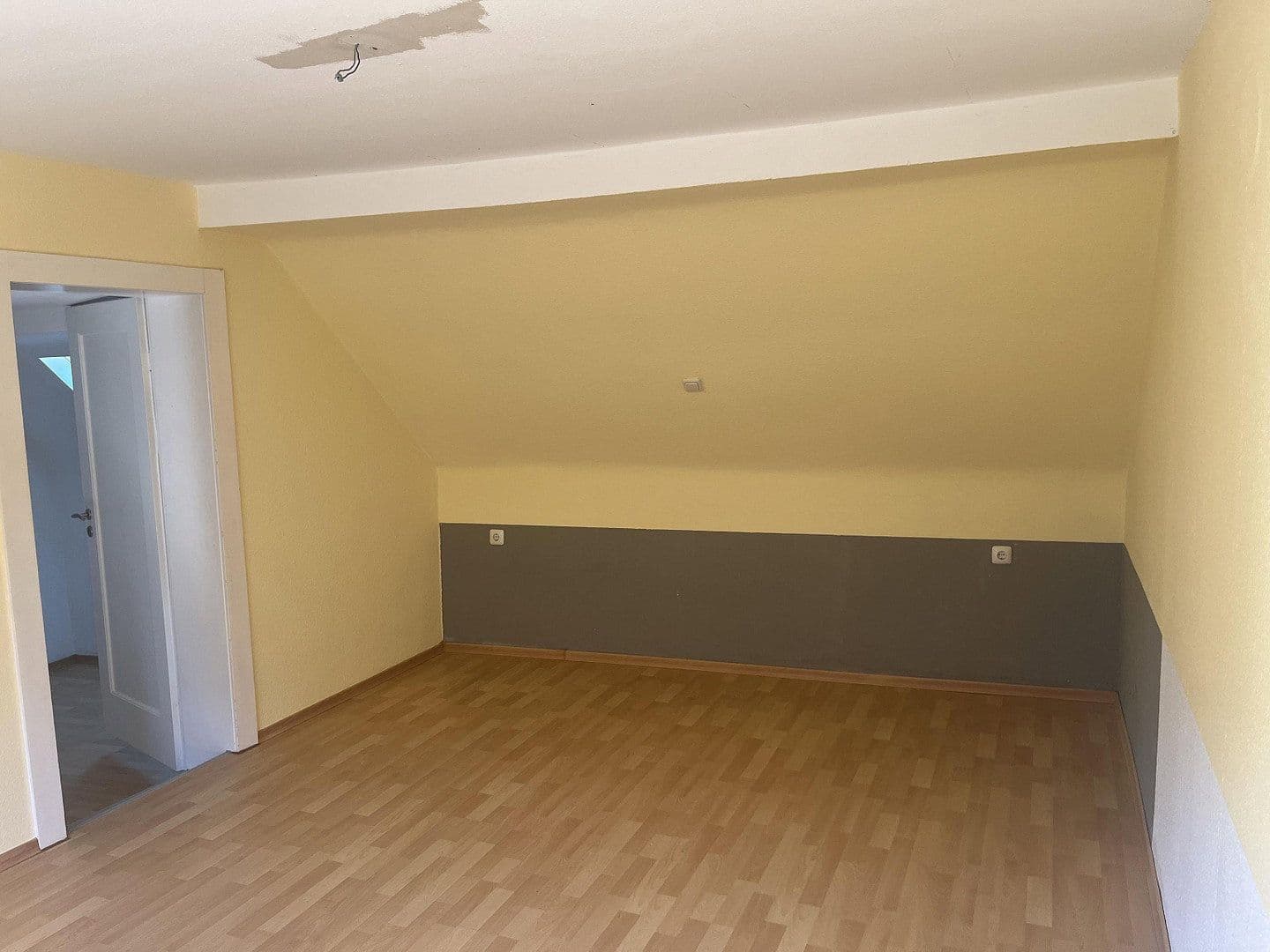 Prodej domu 86 m², pozemek 356 m², Ober-Rodener-Strasse 107, Rodgau, Hessen Prodej domu 86 m², pozemek 356 m², Ober-Rodener-Strasse 107, Rodgau, Hessen