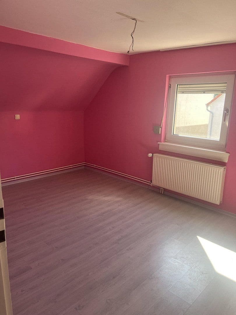 Prodej domu 86 m², pozemek 356 m², Ober-Rodener-Strasse 107, Rodgau, Hessen Prodej domu 86 m², pozemek 356 m², Ober-Rodener-Strasse 107, Rodgau, Hessen
