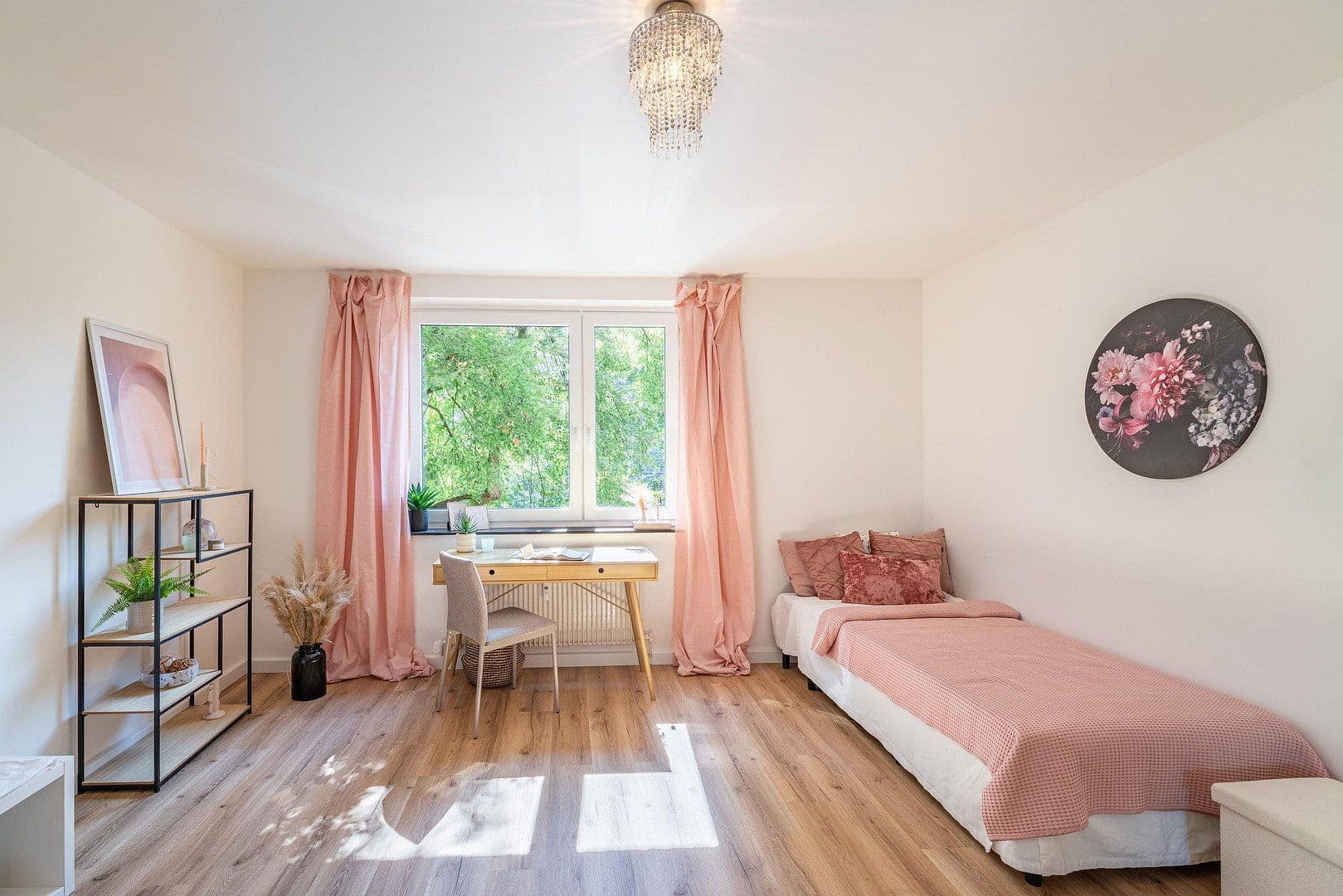 Prodej bytu 3+1 72 m², Duisburg, Severní Porýní-Vestfálsko Prodej bytu 3+1 72 m², Duisburg, Severní Porýní-Vestfálsko