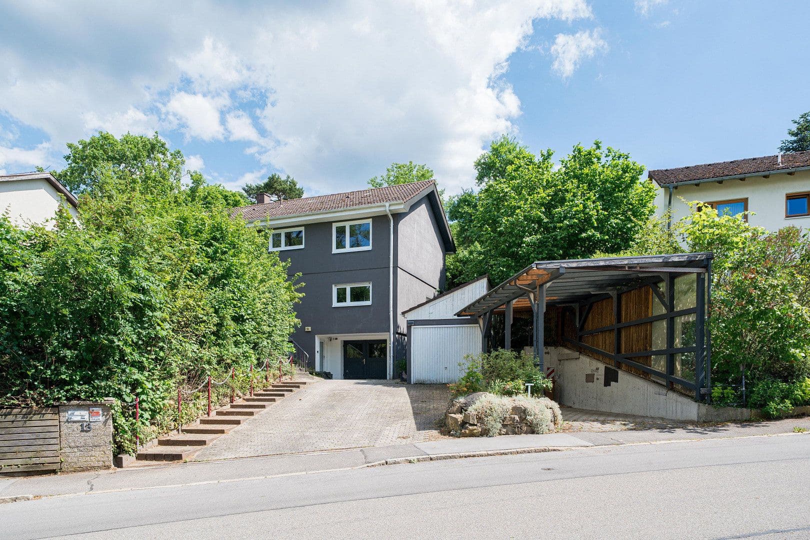 Prodej domu 250 m², pozemek 1.251 m², Weißenburg in Bayern, Bavorsko Prodej domu 250 m², pozemek 1.251 m², Weißenburg in Bayern, Bavorsko