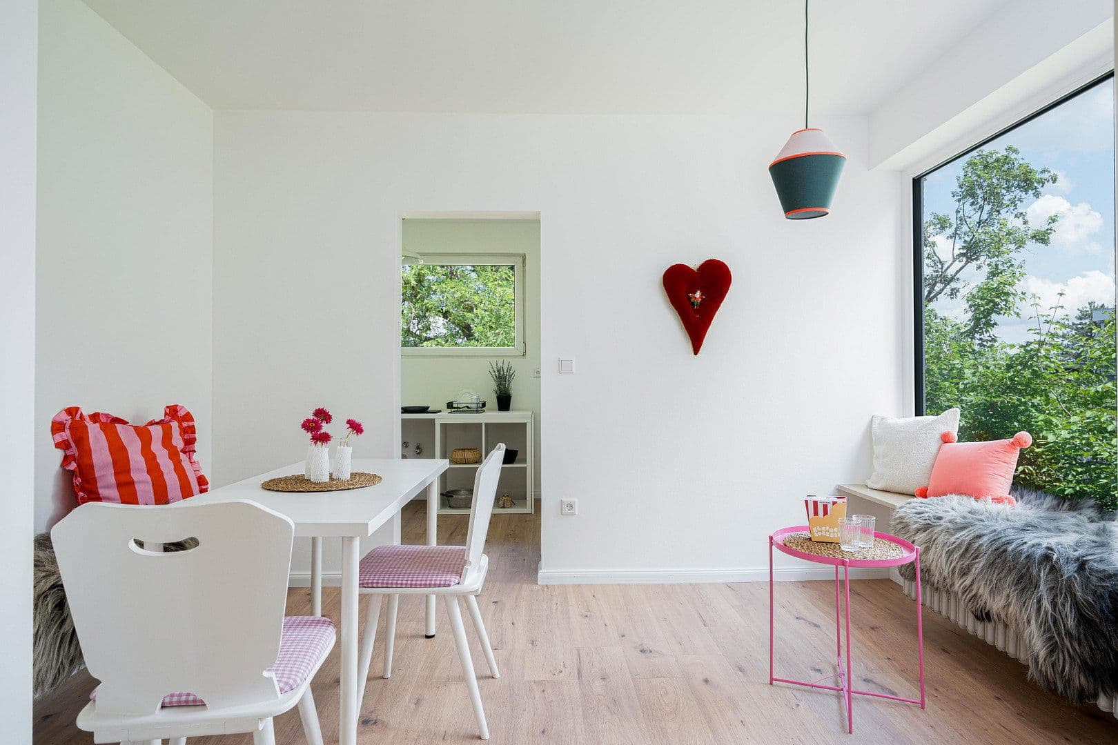 Prodej domu 250 m², pozemek 1.251 m², Weißenburg in Bayern, Bavorsko Prodej domu 250 m², pozemek 1.251 m², Weißenburg in Bayern, Bavorsko