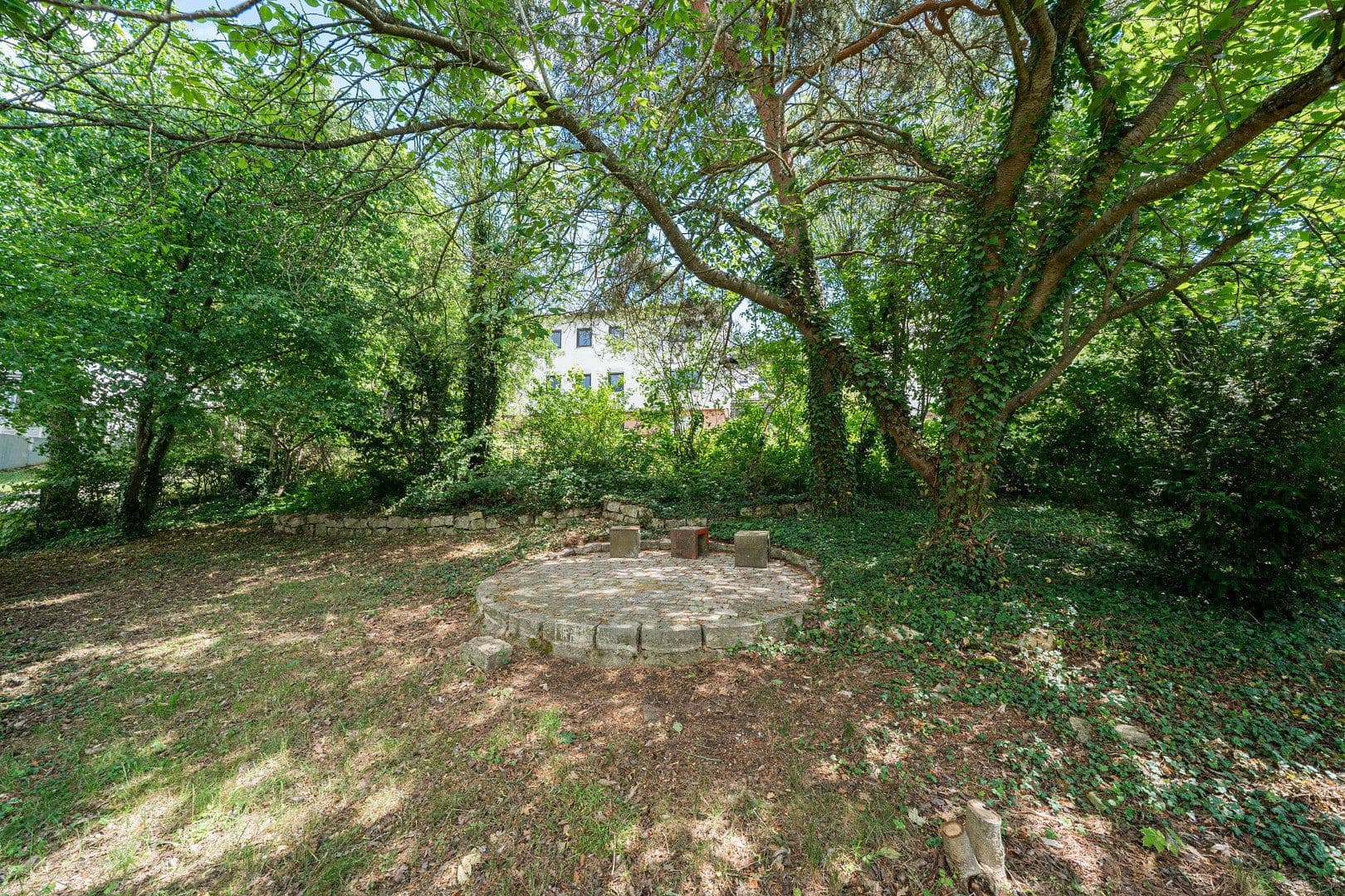 Prodej domu 250 m², pozemek 1.251 m², Weißenburg in Bayern, Bavorsko Prodej domu 250 m², pozemek 1.251 m², Weißenburg in Bayern, Bavorsko