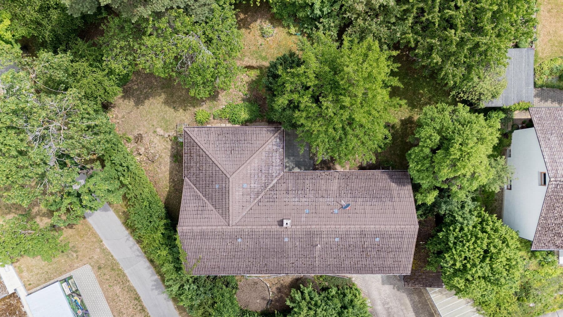 Prodej domu 250 m², pozemek 1.251 m², Weißenburg in Bayern, Bavorsko Prodej domu 250 m², pozemek 1.251 m², Weißenburg in Bayern, Bavorsko