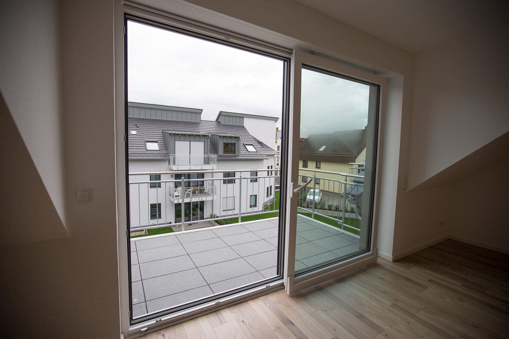 Pronájem bytu 3+1 105 m², Frankfurter Straße 169, Bad Vilbel, Hessen Pronájem bytu 3+1 105 m², Frankfurter Straße 169, Bad Vilbel, Hessen